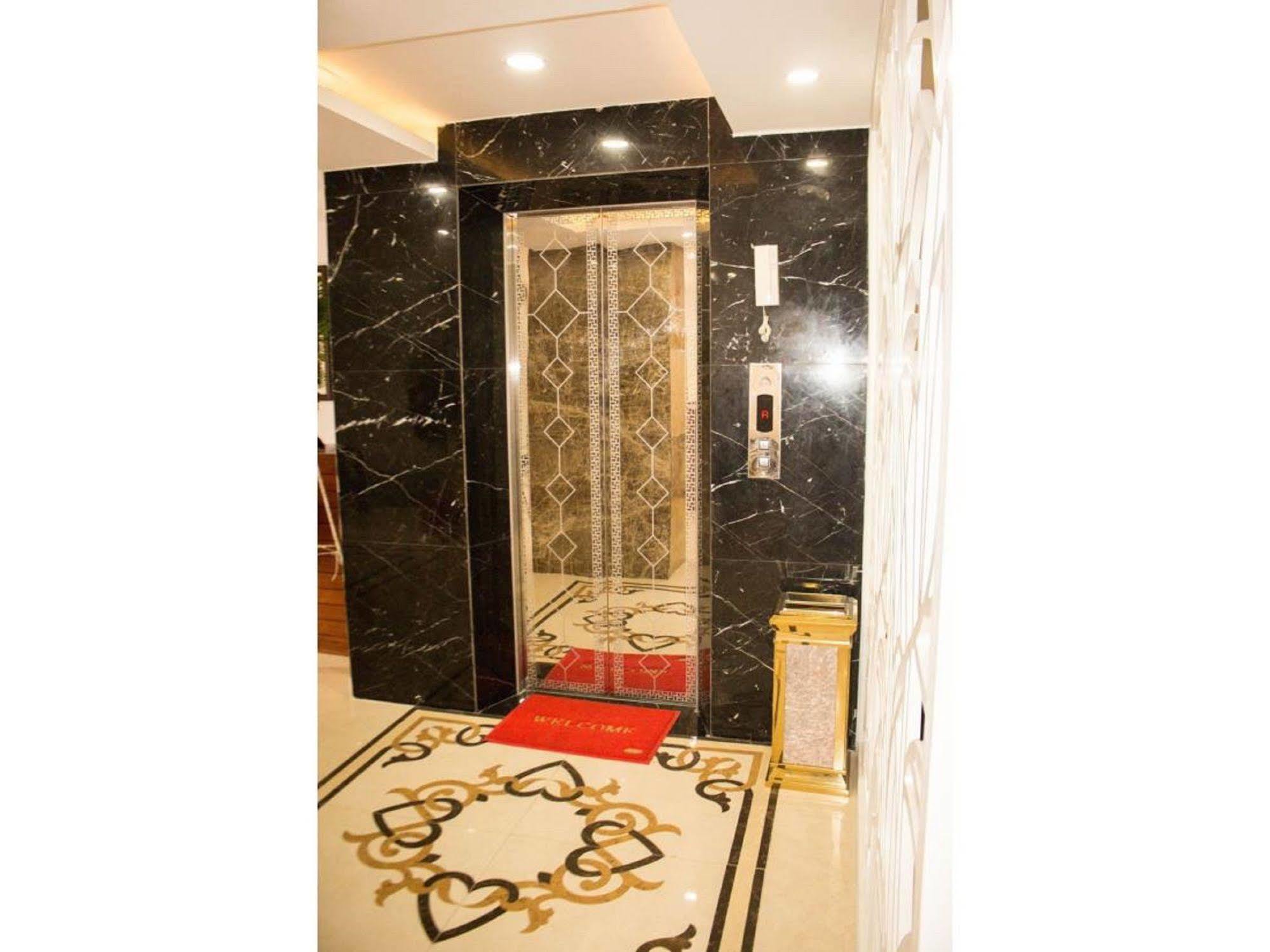 Reddoorz Plus New Sun Hotel Ho Chi Minh-byen Eksteriør bilde